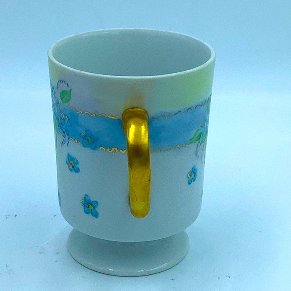Three Vintage Hand Painted Footed Mugs - Picture 8 of 12